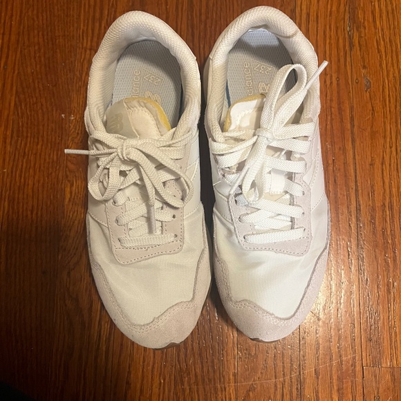 new balance 237 sneakers - Picture 2 of 5